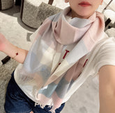China Replica Burberry Scarf 48usd Only